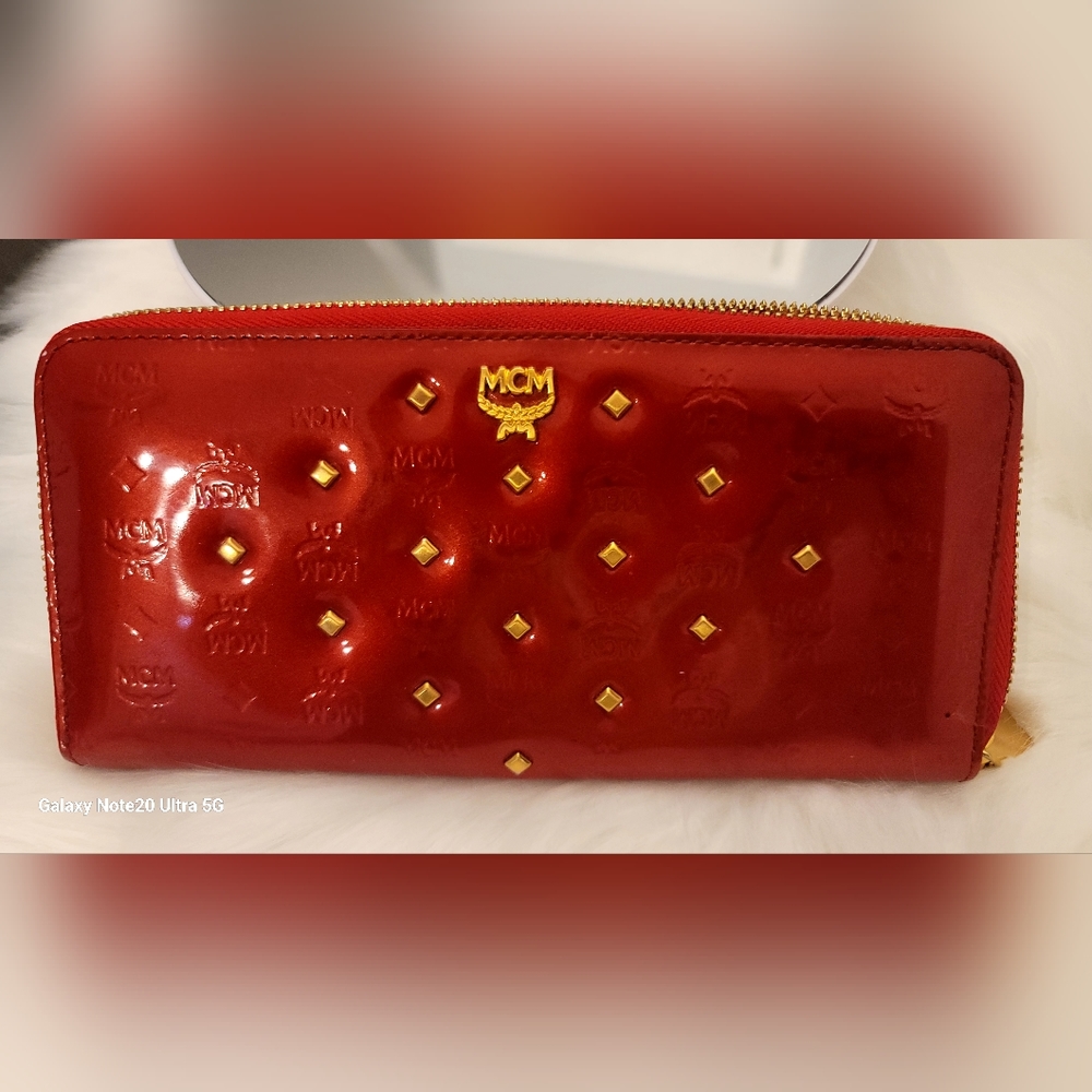 MCM wallet